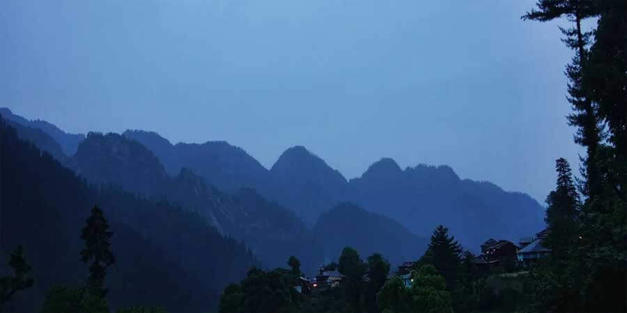 Sar Pass Trek